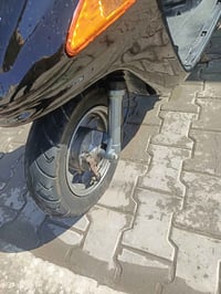 فراشه نثيه • مكينه مفتوحه • كهربائيات شغاله