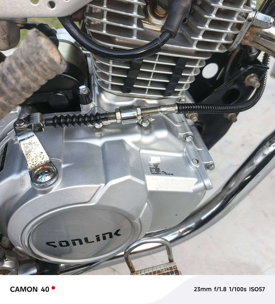 السلام عليكم البيع هاي دراجه مكان بغداد مكفوله نقصه بس صفاحيه  موديل 2024طالع 2025رقمي ***********واساب  واتصال
