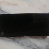 نوت 20 الترا • ٢٥٦ • نقط سود بالشاشة