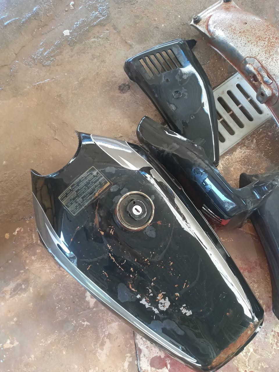 السلام عليكم تانكي وا الصفاحيات مالته دوست رجل خلفيه وا جاملغات وا انته قيم وا اخذ مكاني تضحيه ***********
