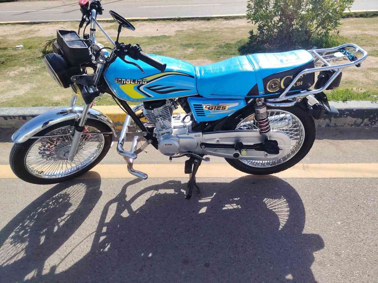 دراجه للبيع العنوان بغداد بوب الشام موديل2025 السعر  675
للاستفسار ***********
