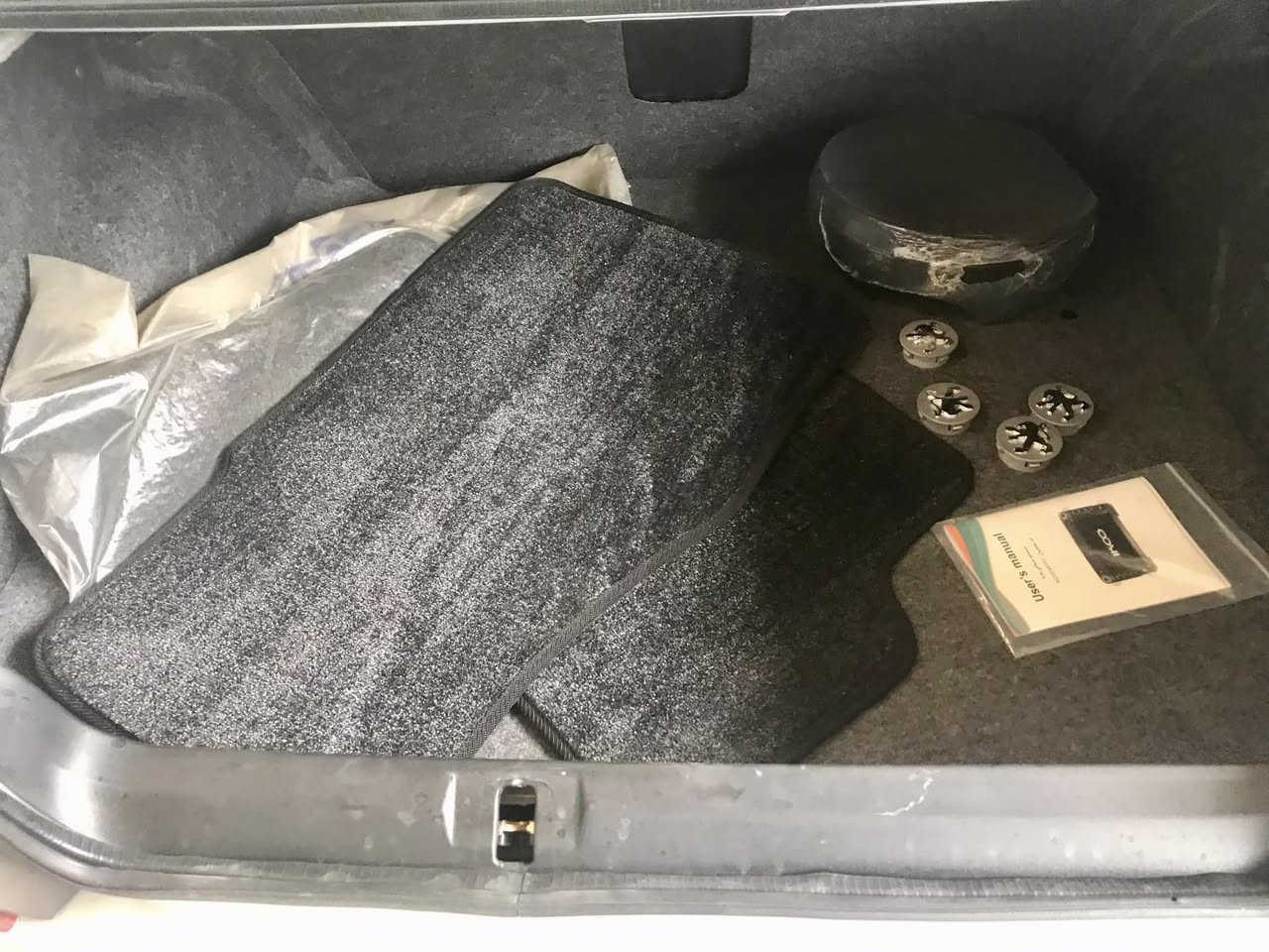 بيجو بارص 2025 للبيع سيارة زيرو صفر كيلو متر سيارة حره رقم بغداد سنويه وهزه جديده باسمي تحويل مباشر سيارة بعده بضمان شركة *********** مكاني بغداد شراي يتصل
