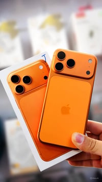 17 برو ماكس 256🧡 ايسم شريحه الكترونيه السعر 1725 نهائي  بطاريه 💯 دورات...
