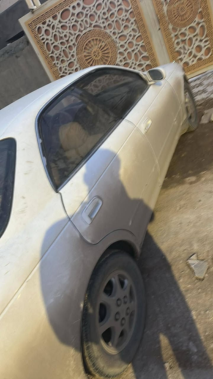 السلام عليكم 
مارك 93مكفول من الضربه والكص بيه بس ليه مبدله وره البكلايت مكينه كير حداديه مكفولات  رقم بابل دولي شرط التحويل اريد مراوس ب كرسته جديده جديده كون ونطي فرق للاستفسار ***********
