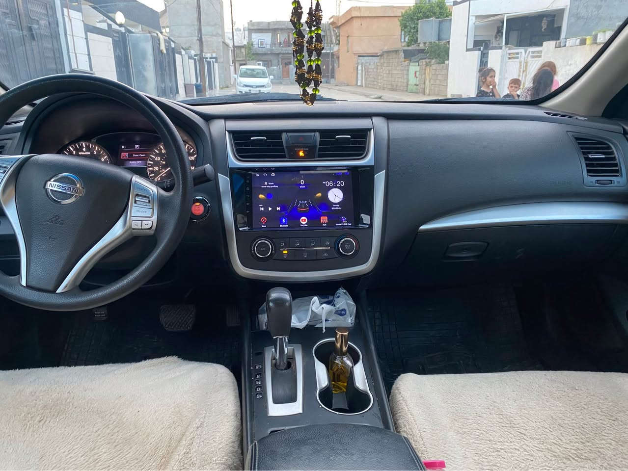 التيما ٢٠١٧به ناوي خؤمه وه يه تا٢٠٣٠هه موشتيكي تازه يه به شه رتي گيرومه كينه وهه موشتيك جوارتايه ي تازه ي له ژيردايه دوباجه وبه له يه كي بجوك ي بؤياخه به بئ ده عمو ليدراوي بيش وبشتي كه بسه ئيرباگي بيلا دي نه ته قيوه  سه ياره كه هي ده ستي خومه هي مه عره زنيه 
ژماره ي ته له فون ***********ڤايبه رووه تسئه بي له سه ره حلبجة, السليمانية
