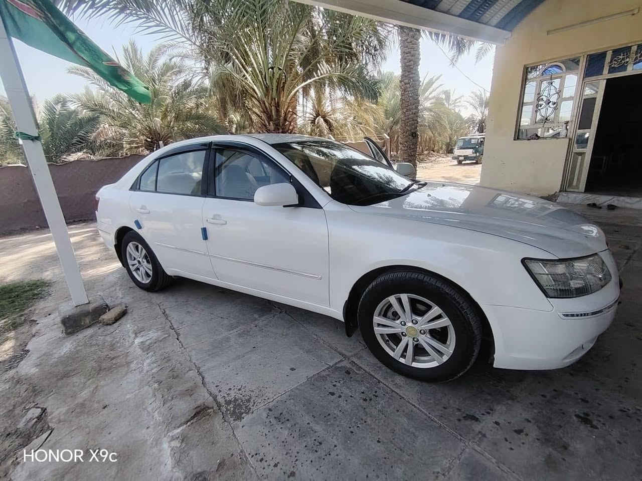 السلام عليكم
سوناتا 2009خليجي
مكينه ٢٤٠٠ دوش
كير محرك تبريد صدر تخم تاير كله حاهز مبيها اي نقص
بيها مكانات صبغ ابيعلك حزام 
منظومه غاز شغاله 
باسمي تحويل مباشر
السعر 103 وبيها مجال للشراي
مكاني النجف العبااسيه 
للاستفسار الاتصال
***********
