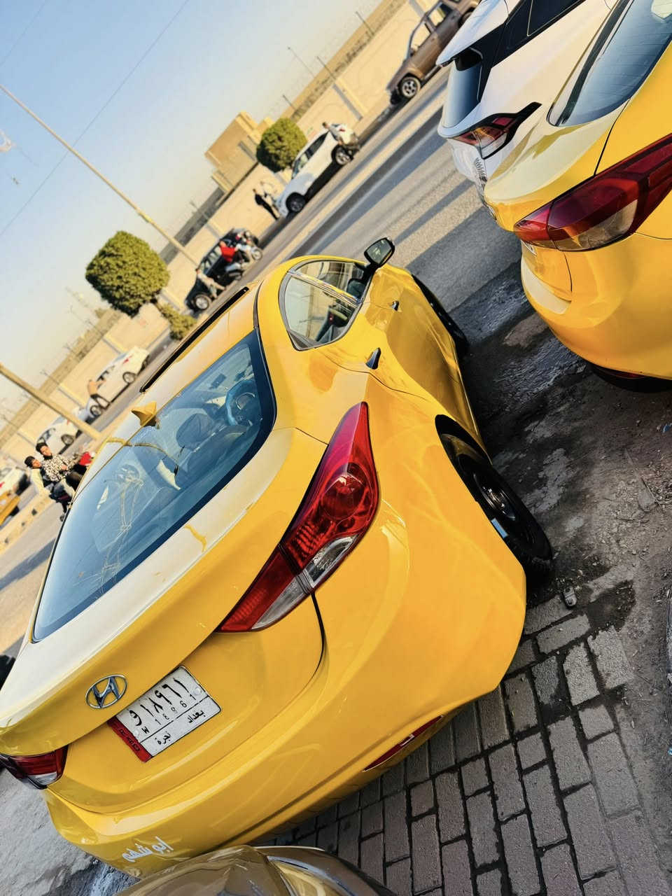 سلام عليكم
النتره مديل 2013 
فول عده البصمه 
أحدثه قبق جنطه وبل عراق بيه باب مبدل 
عنواني بغداد الحبيبيه 
رقمي ***********
