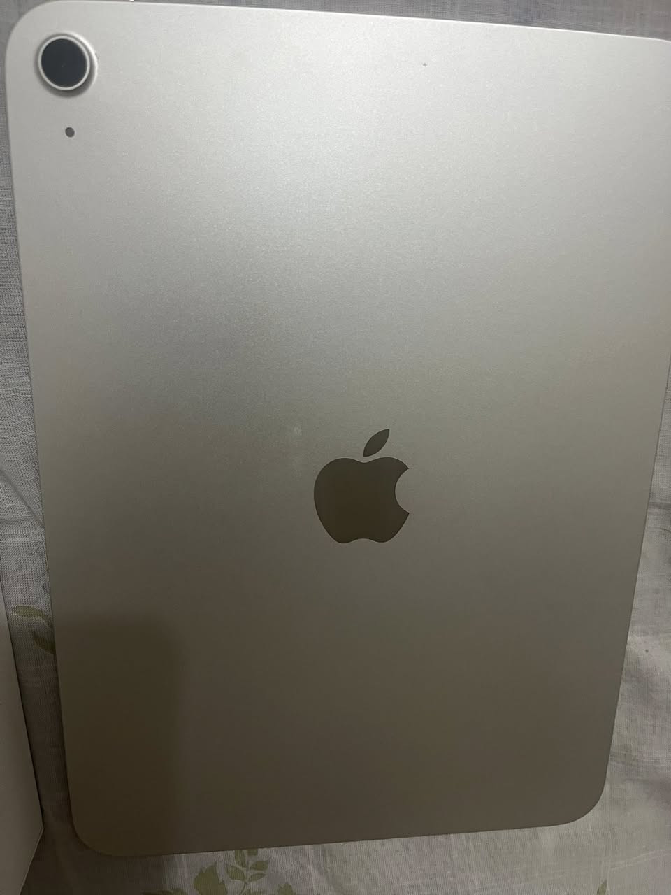 مستحيل تلكه هيج نضافه جهاز مشحون 3 مرات بعده بلجيس ولضمان مال شركه ايباد 10 للبيع وذا عدك شي مراوس تفضل خاص ***********. بطاريه 100
