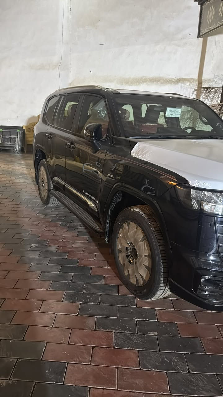 سلام عليكم لاندكروز GXRلمتد شركة المهند زيرو رقم بغداد 5بصمات 3شاشات صندوك كهرباء مري كهرباء كشنات اسود وماروني كهرباء شاحن وايرليس ثلاجه لايتات زنون شباك لد زنون 
تشغيل عن بعد   كل غراضه موجوده كاعيات طفايه كبات هوك  السعر 7دفاتر 50 ورقه مكان سياره بغداد  الامين
هاتف *********** ابو اكرم
