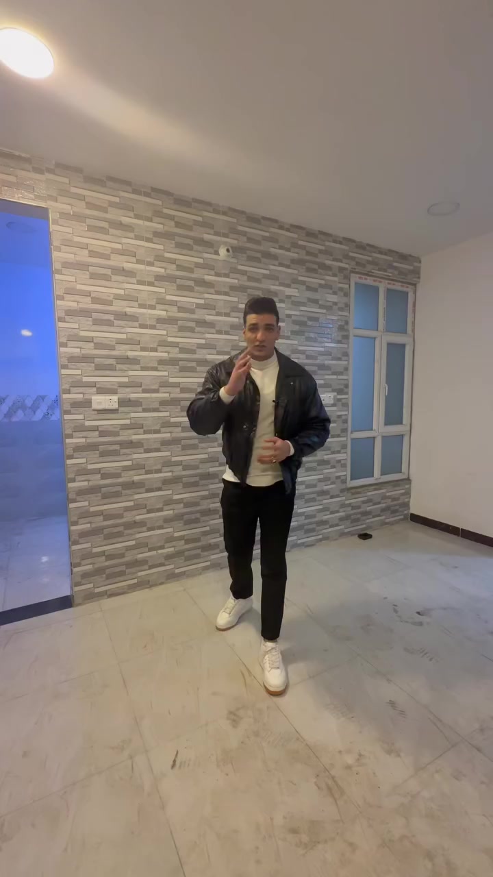 #شقه_للايجار طابق اول بل اعظميه بشارع عشرين قرب صيدليه التفاح الاخضر تحتوي غرفتين نوم ووهول ومطبخ ايجارهه 500 ألــف 
للاستفسار/***********
