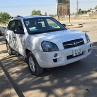 توسان خليجي موديل 2009كفاله عامه صبغ وتبديل وبارد ول شخط  ورصعه جدا جد...