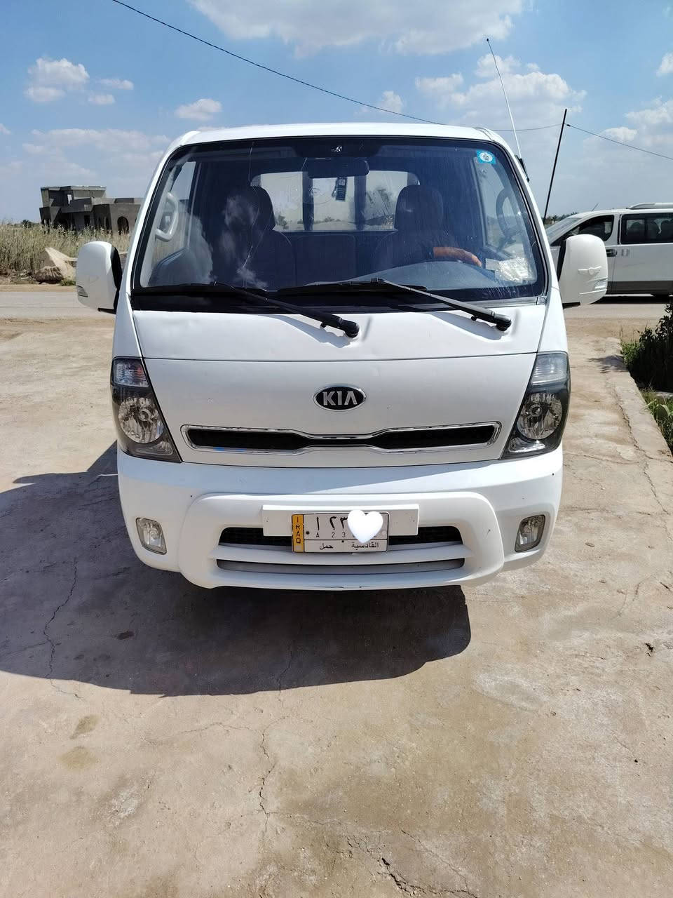 كيا 2018 رقم قادسيه  بلاديه مكفوله من صبغ وضربه وتبديل 
سنويه  2028 تبريد ثلج منضومه جديده 
تخم تاير  محرك بي خيط بخار عنواني بابل السعر 115
رقمي ***********
