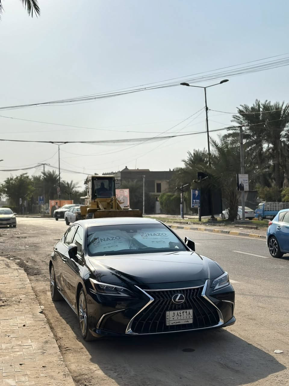 السلام عليكم
لكزس es300h هايبرد لون اسود 2021 
المواصفات برده خلفيه كهرباء + بردات جوانب مع المثلثات + رادار خلفي + رادار جانبي لليمين و اليسار + رادار امامي + مري شفط + تدفه و تبريد مقاعد اماميه + قطعتين تبريد + لون داخل قرميدي جلد + دشبول صاج + دركة ستيرن صاج + اضائه داخليه ليليه + هاند بريك بصمه + اوتو هولد + داتا شو + مثبت سرعه + تحديد مسار + قياده ذاتيه + تدفئه ستيرن + لد ترحيب اربع ابواب عند الاقتراب من السياره + جنطه كهرباء و تفتح على القدم ايضاً + بصمه و تشغيل عن بعد + فتحة سقف + وضع ايفي مود + درايف مود 3 وضعيات قياده ايكو و سبورت و نورمال + لد نهاري + تشغيل لد ليلي اوتماتيكي عندما يكون الشارع في حالة ظلام دامس + هيتر الجامه الاماميه و الخلفيه و المري + ستيرن كهرباء  + المقاعد الاماميه كهرباء + ثلاث وضعيات خرن ميموري لكرسي السائق + ثلاجه في الجكمجه + شحن واير ليس + ويل كب كلاسك + ثلاث عدسات زنون + بك لايت LED + اضائه شعار لكزس عند فتح جميع الابواب الاربعه + نظام سماعات رهيب + عزل جداً قوي فوق الخيال + حساسات امامي و خلفي + كامرات 360 درجه + نظام ABS توقف ذاتي + ماشيه 53 km
السياره هاي لكجري 
وارد امريكي حادثها بنيد و راجع وكاله السيارة مكفوله من كلشي 
للبيع السعر  310
العنوان بغداد الغزاليه 
***********
