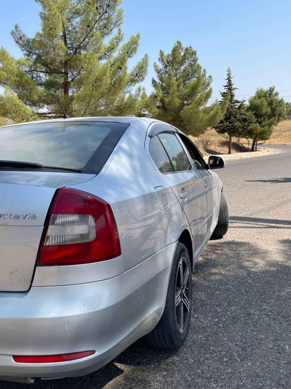 سيارة سكودا  وكتاڤي ٢٠١٣ وتوماتيك  سنگ و پشت كبس و ٣ قطعة سبغ و ٢ قطعة بخ و بدون ايرباگ رقم و سنوي جديد رقم دهوك سعر $٧٧ مجال 
رقم موبايل /  ٣٣٣٢ ٤٠٧ ٠٧٥٠


**إذا كنت صاحب هذا الإعلان وتريد حذفه لأي سبب، رجاءا أرسل رسالة إلى الدعم الفني**