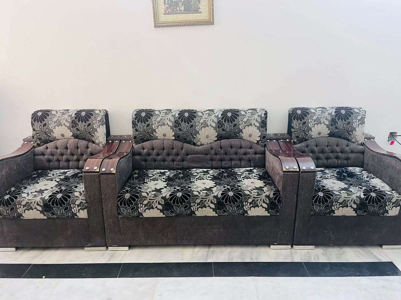 للبيع اغراض منزل نظيفه كلش


**إذا كنت صاحب هذا الإعلان وتريد حذفه لأي سبب، رجاءا أرسل رسالة إلى الدعم الفني**