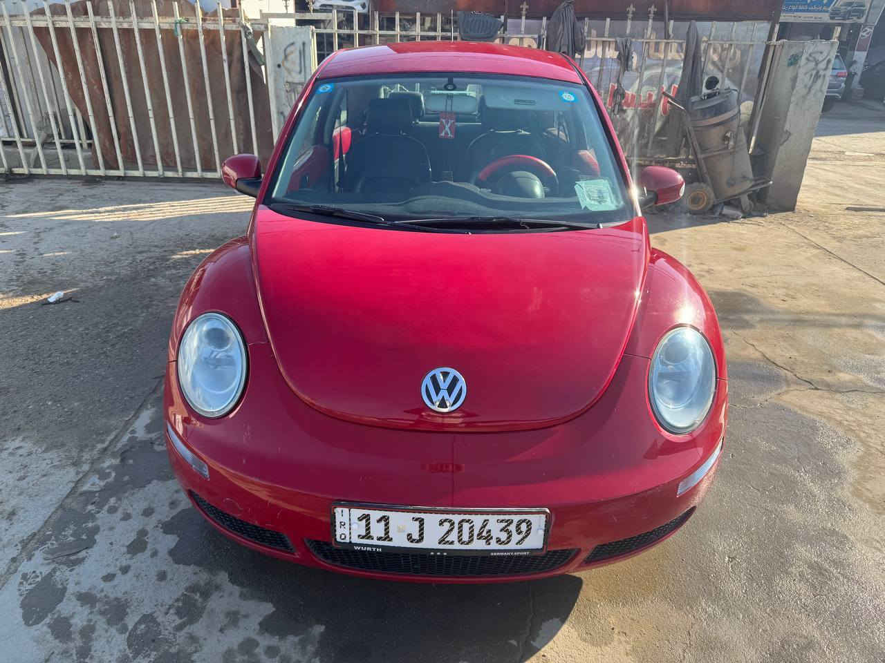 السلام  عليكم
بيتل   فولكس واجن  ٠٠٠٠موديل 2009   

محرك 2500     ...سياره  جاهزه  عليها  ادامه   .... نظافه   فول  ٠٠٠  رقم بغداد   جديد انكليزي   ٠٠٠  والسياره بإسمي  شرط  التحويل  ٠٠٠٠٠٠   السعر  67   ....  ما  متواجد عالفيس   للاستفسار   الاتصال  على  الرقم  ***********     بي  واتساب
