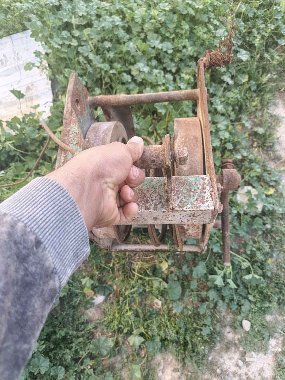 كير بوكس فلجنه حديد السعر 250بي مجال لشراي مو شراي لا يعامل فدوه مكاني ديالى ***********
