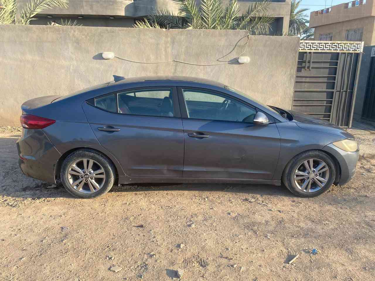 النترا 2018 للبيع محرك 2000 دوش ماشية 300km مواصفات فول عدا الفتحة تدفئة كشنات وستيرن السيارة جاهزة مكينة تبريد كير كلشي مكفول السعر 110 العنوان ابي غريب مجمع نجمة 
للاستفسار ***********
