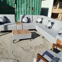 ديوان كورنر • خشب زان • قماش كتان