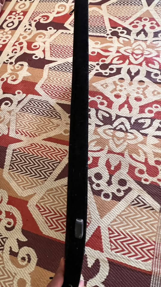 السلام عليكم شباب عندي هاذه دشبول خلفي مال كيا سليتوز 
بعده نضيف ما شديته ع سياره كلش قليل بعده جديد يعني ورايده 60
***********لي يريد يخابرني او يراسلني واتساب بي
