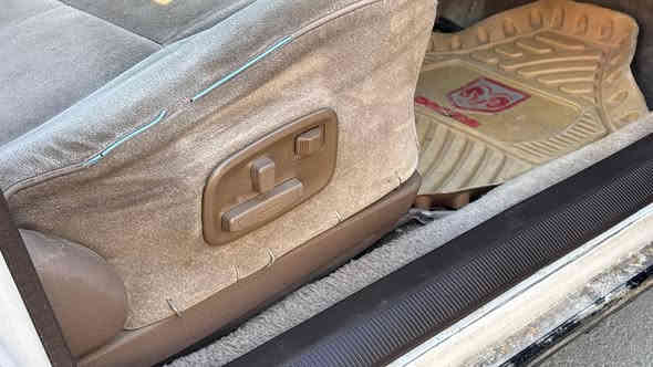 سلام عليكم من رخصة الادمن هارتوب موديل 90 كفاله عامه لاظربه ولاصبغ ولانقل جثه ولاكص شرط السونار رقم بابل بسم ابن خالي اذا مو تحويل مابيع مشروع وطني نفاذ  السنويه لل27  مكينه 2500 VVT  بيه شويه ظعف  كير جديد تبريد ويه السويج شرط ثلج بعز الصيف منظومة راس الثور  دواخل كله بلاد تخم تاير حداديه امامي توني مسوي الخلفي 75 %   كهربائيات على وظع اليابان  تحويره بريك بريشر  بمكانه الاصلي  مالة جناي مكاني ناصريه السعر 47 وبيه مجال
رقمي ***********
