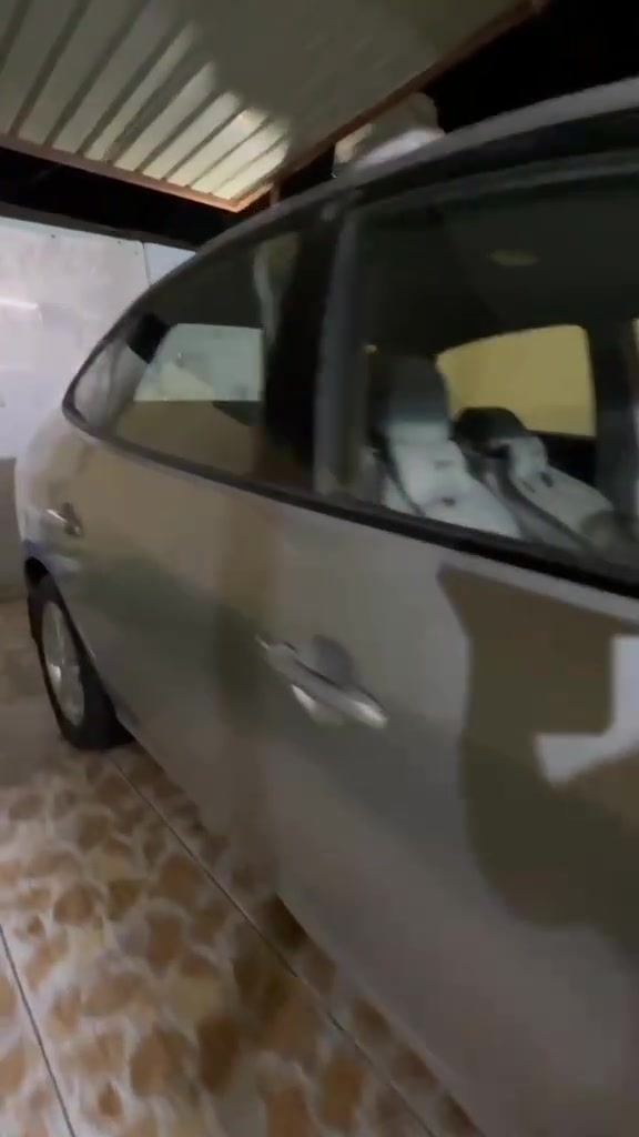 2007 خليجي بيه قطعتين صبغ
***********
