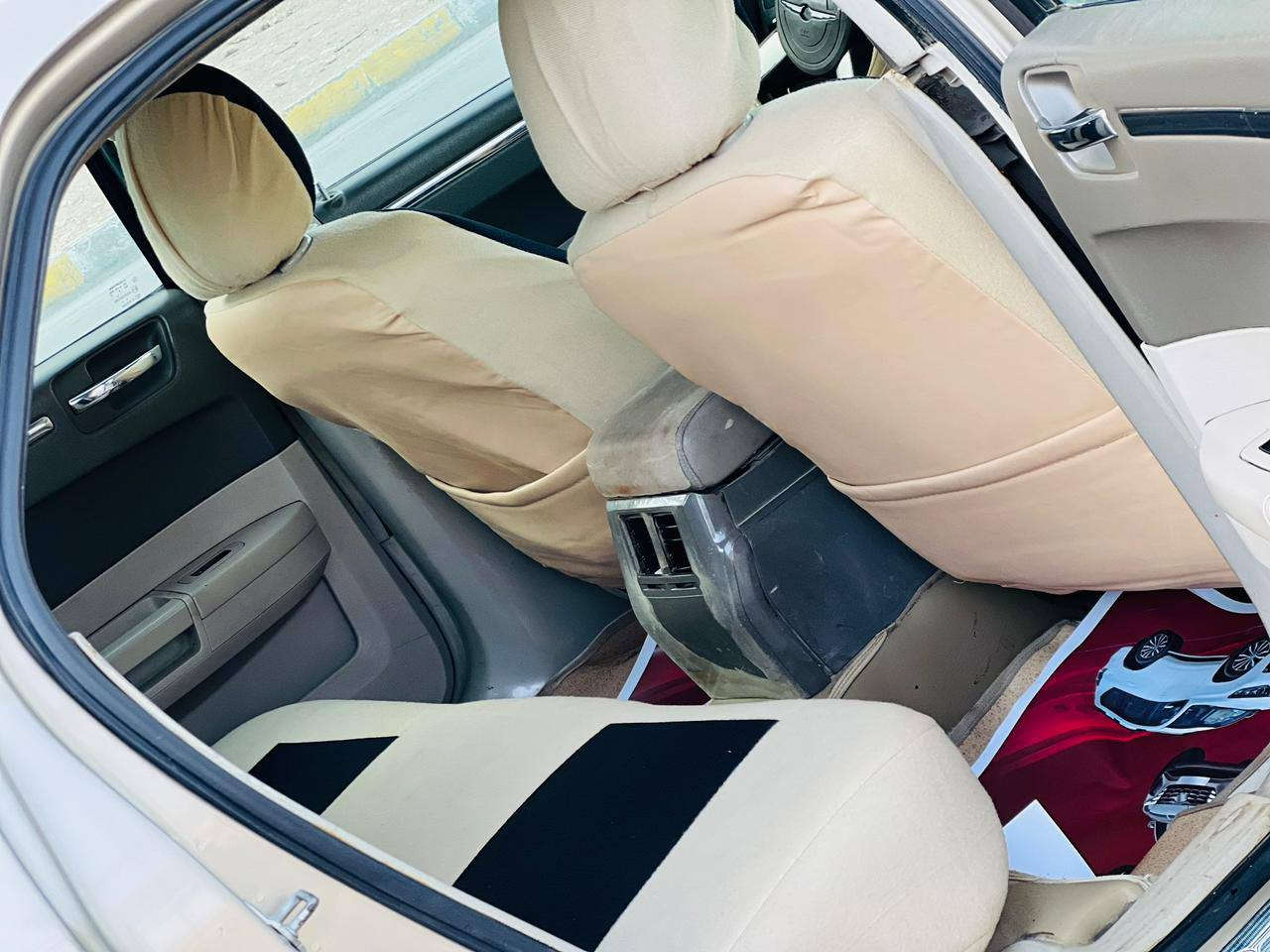 أوباما مديل 2010 سعر 104 قابل للتفاوض الأستفسار اتصل *********** وراد امريكي حادثها جاملغ امامي فقط فول مواصفات فتحه سقف تحكم ستيرن شاشة كبيرة كامره خلفيه كشنات كهربائي قطعتين تبريد حساسات مكينه 3600 مكينه وكير مكفولات حداديه جديده تخم تاير تبريد تدفئه شغال رقم أربيل نكليزي سنويه 29 مكان سياره كربلاء
