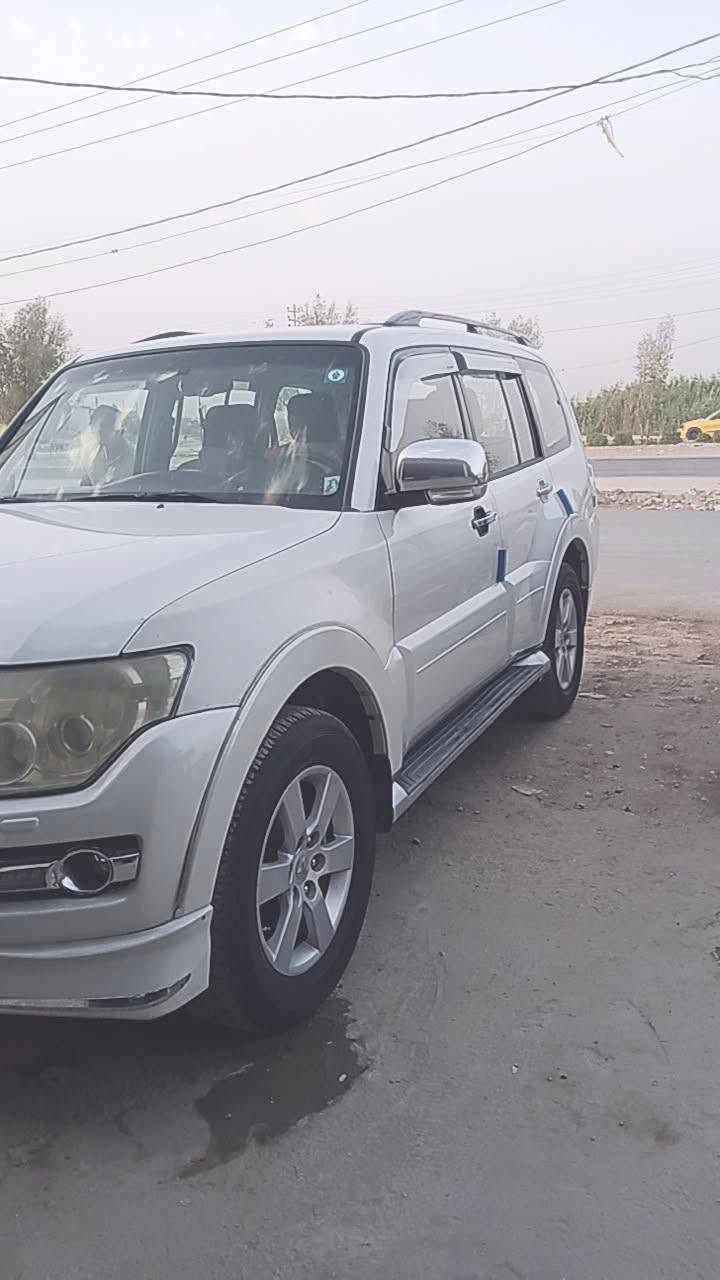 باجيرو حبتور بدور حادث  كفاله عامه بيها جاملغ كلير  سياره باسمي سياره كير محرك حداديه خير من الله السياره 3800 المحرك***********
