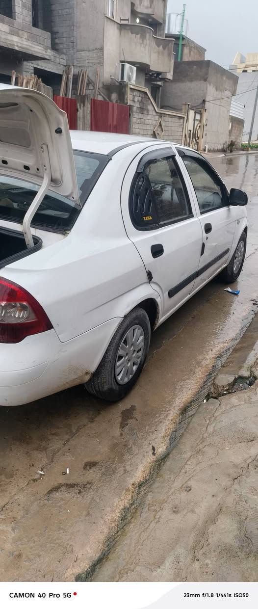 السلام عليكم سيارة طيبه للبيع ٢٠١٢ضررها جاملغ ورة شبرين معجون وصبغ جاملغ الكدام معدل عل بارد فقط هذا محرك كير شرط سيارة بلادية كابون بانزين تحويل فقط   رقم الهاتف  ***********
