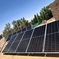 طاقة شمسية • بطاريات ليثيوم • بعقوبة المعلمين