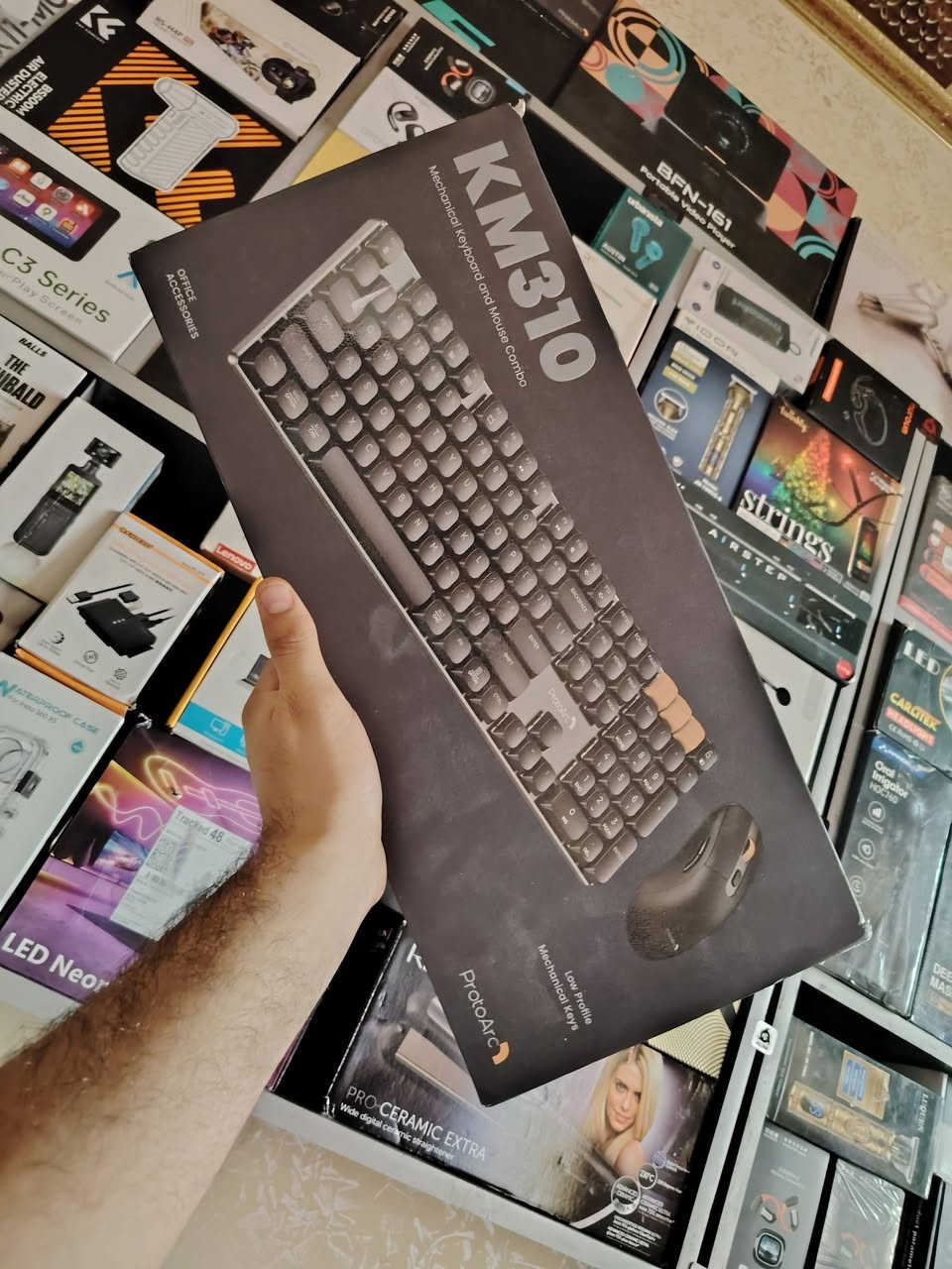 بضاعه جديد توصيل موجود كل محافظات 5 الاف
اسعار خاص و عام


**إذا كنت صاحب هذا الإعلان وتريد حذفه لأي سبب، رجاءا أرسل رسالة إلى الدعم الفني**