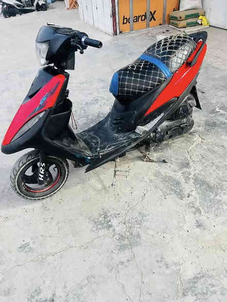 عندي ماكس عدله نضيفه مكينه ناعمه شلعه ومعدل كهربائياتهه شغاله صالنصه رياضي اوراق كامله المكان الغزاليه السعر 425 الشراي يخابر وهذه رقمي ***********
