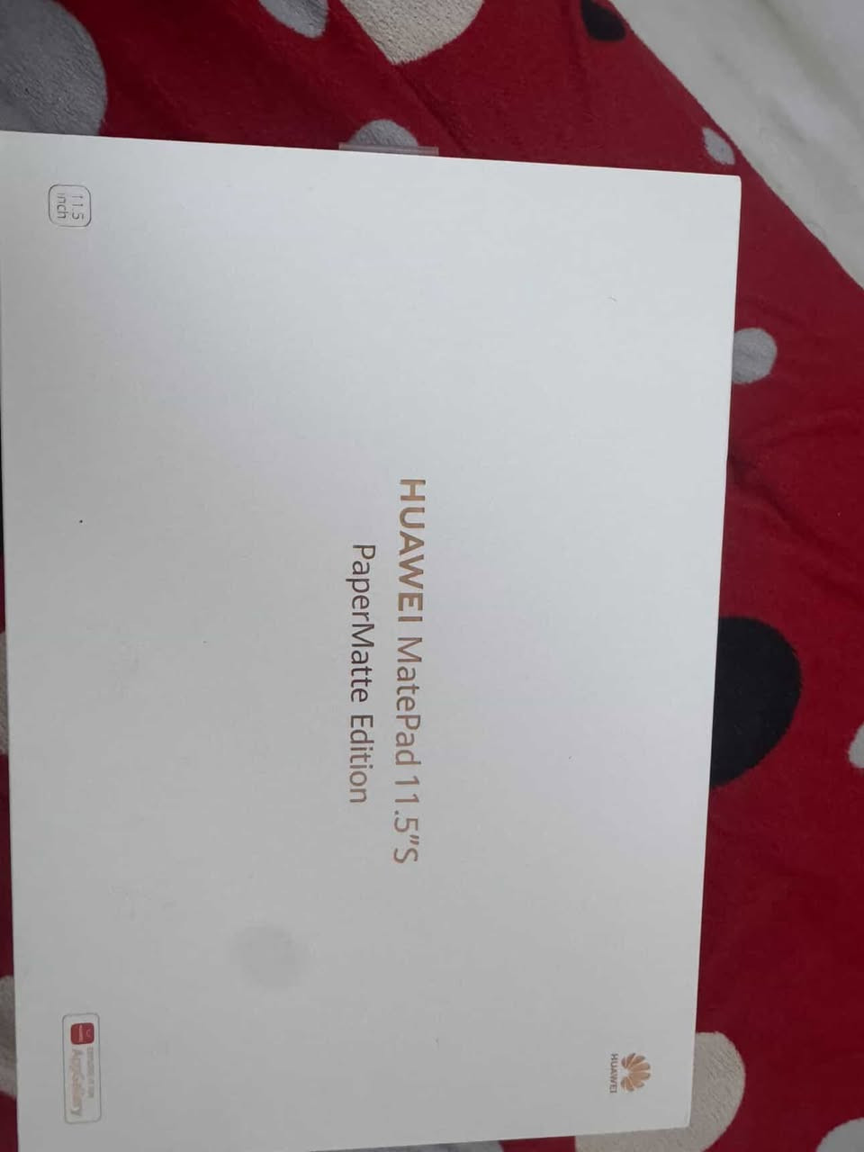 Huawei Metapad 11.5 S
كيبورد وقلم 
مستعمل نص ساعة بدون احصائيات يعني جديد 
سعره 580 الف
***********
