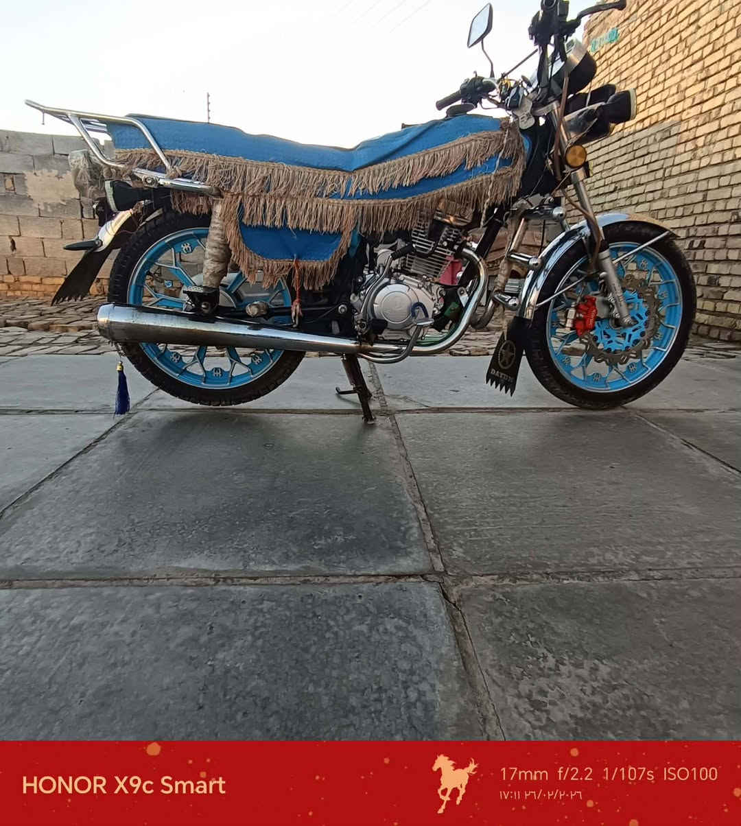 سلام عليكم دراجه للبيع سيفان سونك موديل 24 دراجه مكفوله كفاله عامه كهربائيات كله  سعر 900وبيه مجال


**إذا كنت صاحب هذا الإعلان وتريد حذفه لأي سبب، رجاءا أرسل رسالة إلى الدعم الفني**