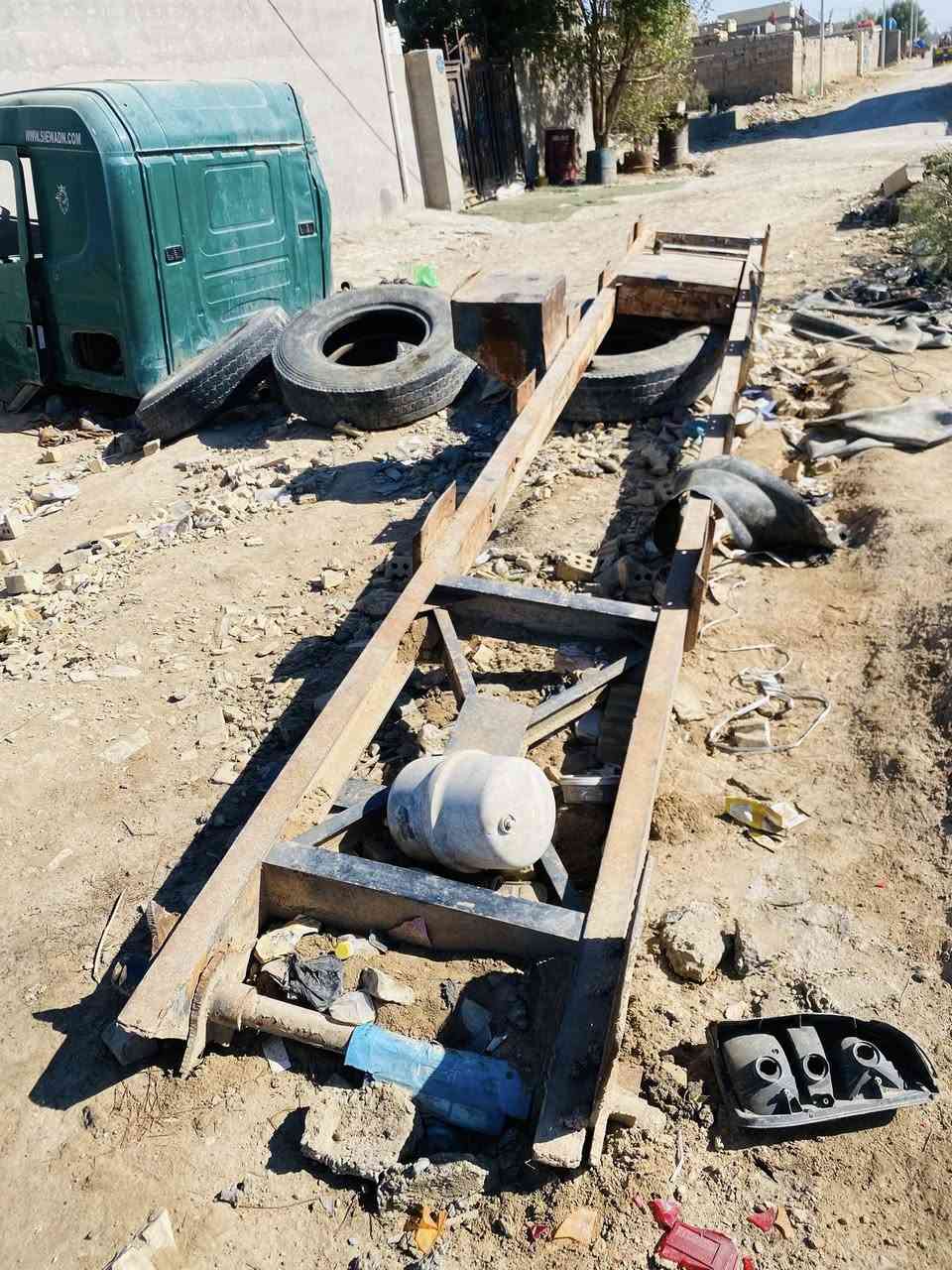 سلام عليكم دبل شاصي سكانيه للبيع مكلف بل نشر ‭٠٧٨٠ ٨٠٥ ٥١٢٦‬
