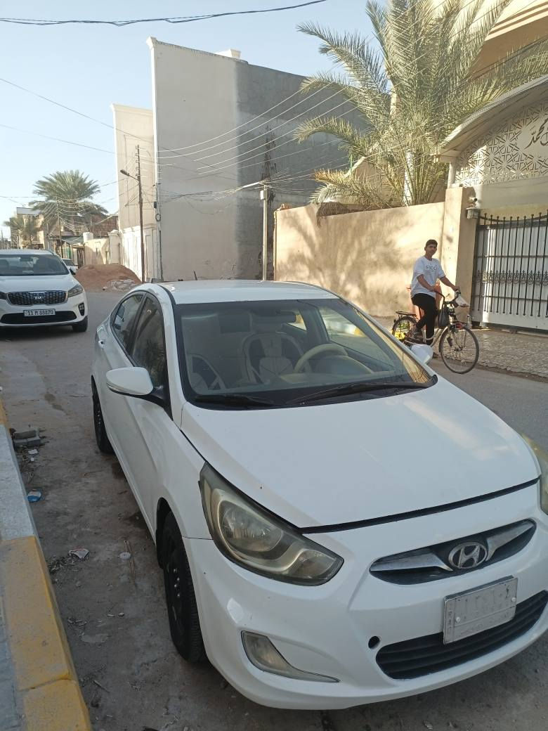 اكسنت 2013 خليجي لون ابيض مكينة 1600 دوش بيهة مكانات صبغ السونار موجود سيارة بسمي وجاهزة كير مكينة حدادية تبريد مابيهة نقص مكان السيارة كربلاء الحر السعر 83 وبيهة مجال بسيط
*********** كربلاء, العراق
