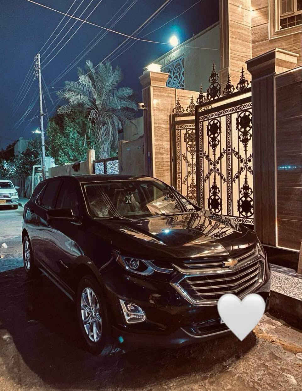 شيفرولية #ايكونكس موديل2020
#الضرر : تقرير فقط جاي شغاله من امريكا برغي ما مبدل
#الرقم : بصرة شبه مميز با اسمي
# سياره حلوه وجديده على ايدي بانزين كله محسن
#المواصفات :

▪️السيارة: شيفرولية ايكونكس LT لون اسود ملكي
▪️الموديل:2020
▪️المحرك: 1.5L توربو (اربعة سلندر)
▪️العداد:22 كيلو ماشيه
▪️حجم الويل: ويل كب حجم 17 مع طقم تايرات بحالة ممتازة
▪️رادار امامي مانع تصادم
▪️كامرة خلفية دوارة اصل
▪️لايتات ثلجي عالي وناصي مع حاجب LED
وبصمة تشغيل 
▪️كشنات السيارة مخمل اسود
▪️تحكم فول كهرباء لكرسي السائق
▪️شاشة الدشبول كبيرة للتحكم بايعازات السيارة
▪️تبريد قطعتين امامي وخلفي
▪️سايد بريك دكمة
▪️سستم صوت 
▪️تحكم ستيرن جهتين بلوتوث وحاكية وكروس سرعة وتحكم صوت 
▪️نظام ABS مانع انزلاق

لتواصل على رقم ***********

 سياره نضيفه مال بيت
ملاحظه / مكلف با نشر البصرة, العراق
