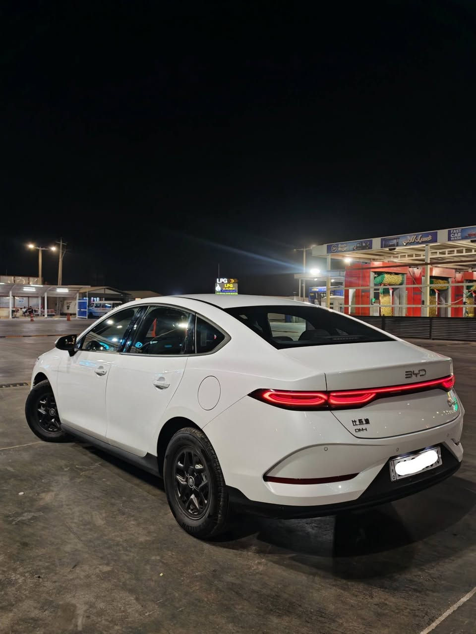 السلام عليكم
بي واي دي چن بلس BYD Qin plus
للبيع نقداً فقط .. موديل 25
ماشيه الفين EV والفين HEV يعني زيروو
مواصفاتها معروفة
مرقم انكليزي بغداد بأسمي تحويل ثاني يوم
بيها ضربة خفيفة مال تكتك بالباب الورة السايق راجعة بارد نفسها
غراض كاملات بصمه كارت كاعيات حوضيه شاحنة اصلية شركة
السعر 18,900 دينار وبيه مجال قلييييل حگ الجية
مكاني بغداد مدينة الصدر قطاع 5
للاستفسار اكثر *********** بي واتساب
ما متواجد ع الفيس
