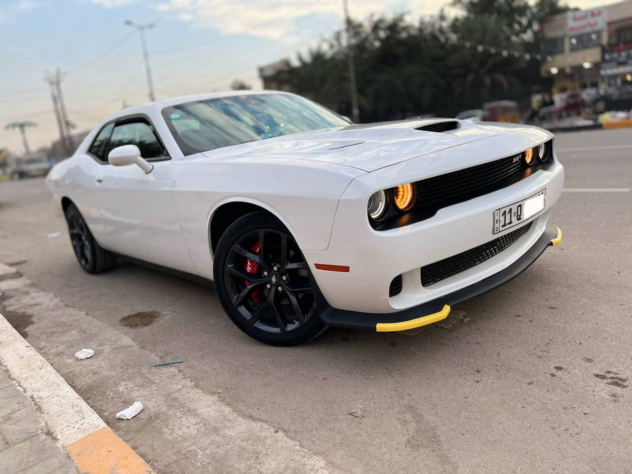 للبيع جالنجر 2023 
النداء الاخير لاست كول 
رقم بغداد دولي بأسمي
 ماشيه37 الف 
محرك 3600 
حادث تبديل بنيد وصبغ جاملخ وشويه من باب السايق ونص جاملخ صدر
تو ويل 
كشن السائق كهرباء 
ويل 20 اصلي بلاك توب 
غرفة اصليه داخل جلد وشاموه مشمشي اصلي
شاشه كاربلي 
منظومه زنون 
كامره 360 
بجم محدث srt شغل درجة اولى 
سياره مابيها اي نواقص من كل النواحي 
السعر ب205 
الهاتف ***********
