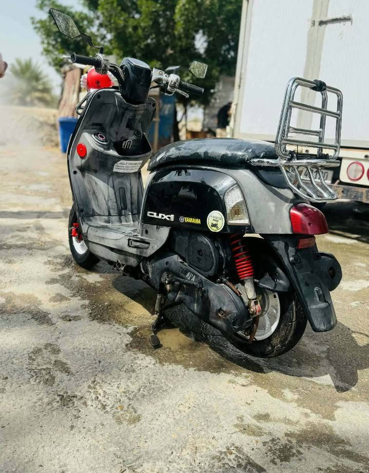 ***********
بوليس للبيع نضيفة حاوية ما صارلها كم شهر من طلعت من المعرض مكان كربلاء الحر سعرها 800 وبيها مجال
