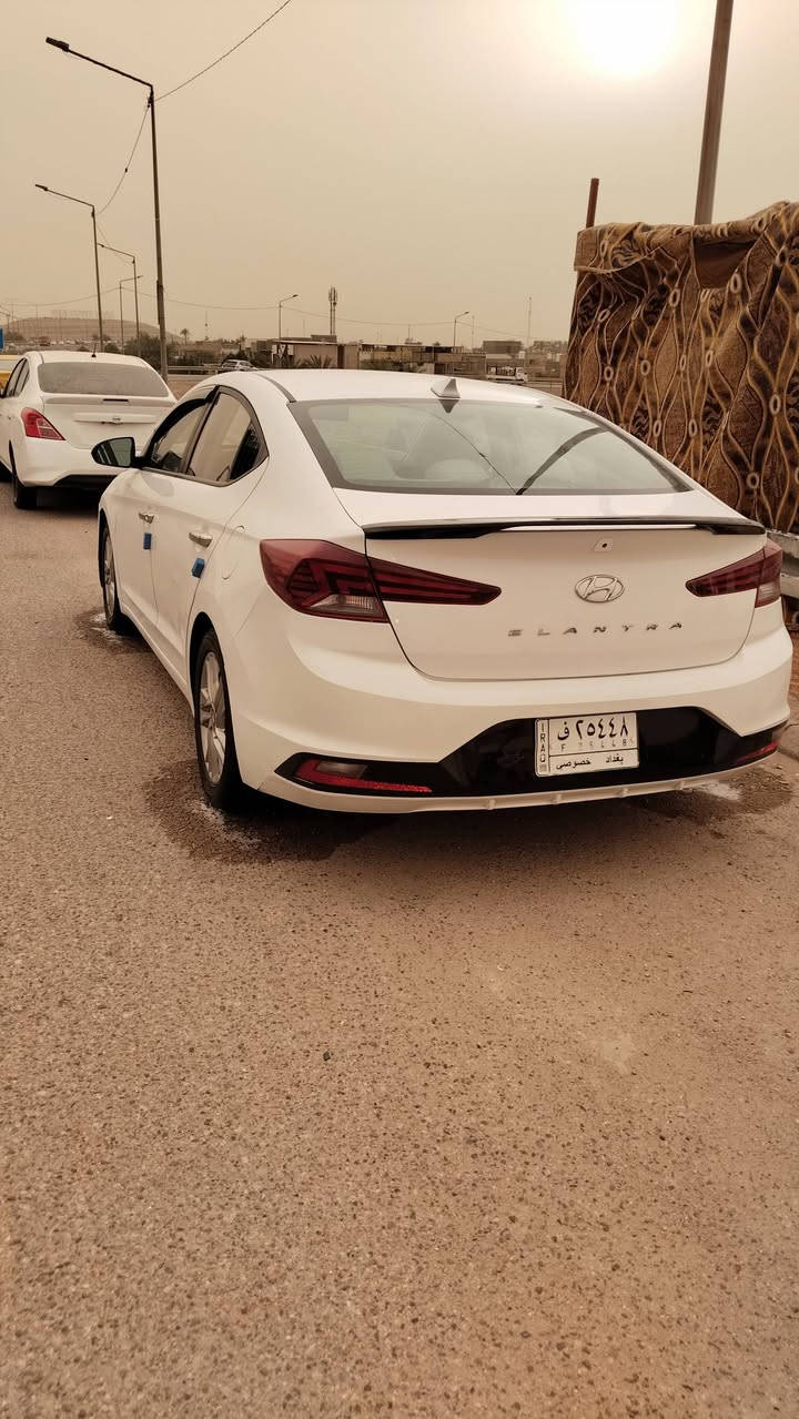 النترا موديل 2020 امريكي حادث دعاميه اماميه والبنيد مرشوش سياره جاهزه من كلشي حداديه تدفئه تبريد تخم تاير حساسات سياره فول مواصفات السعر 140 وبيهه مجال رقم بغداد ***********

