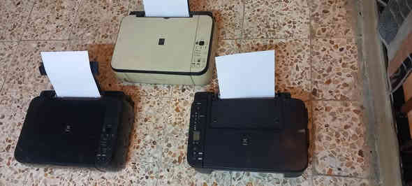 طابعات مستعملة نظيفة كانون على الفحص سعر الواحدة ٢٥ الف 
*********** بغداد العبيدي لايوجد توصيل اعتذر
