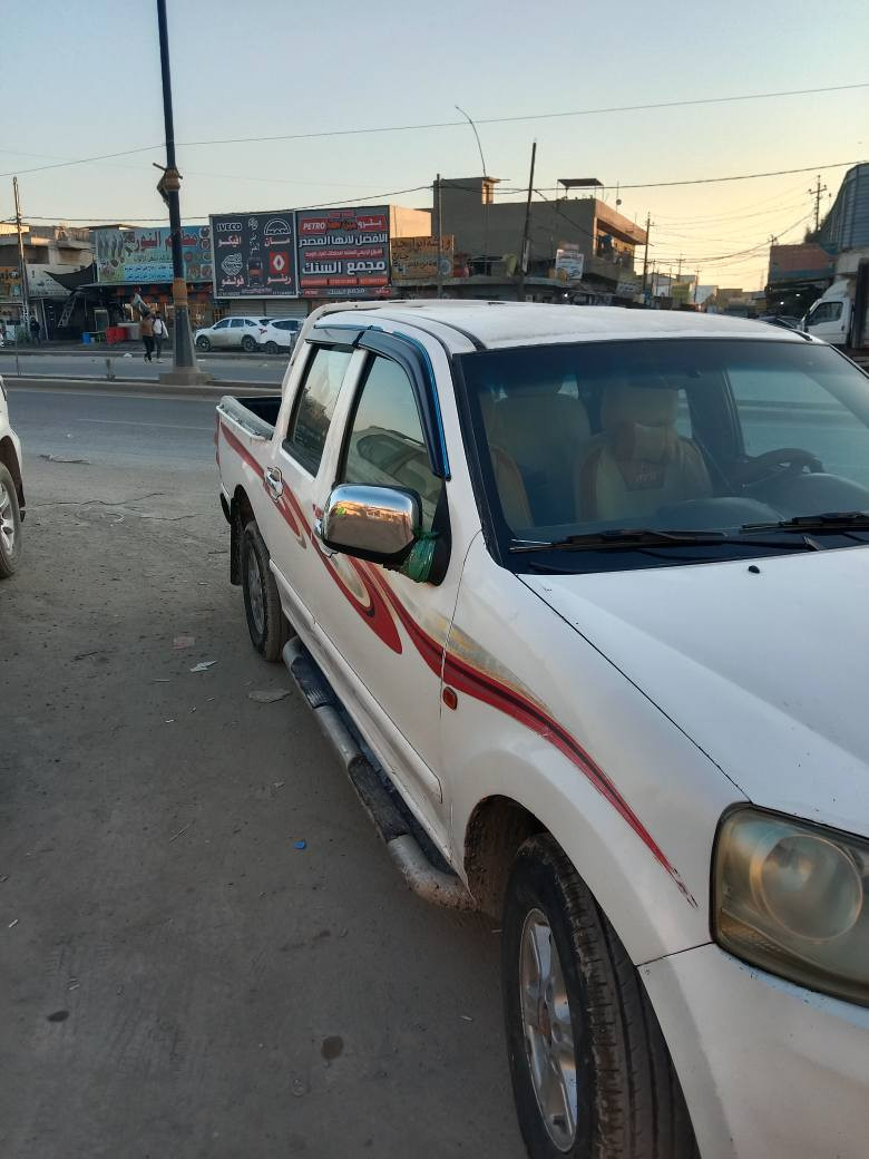 بيكب كريت ويل رقم قادسيه انكليزي موديل ٢٠١٣ مكفوله من الضربه والتبديل كير ومحرك وحداديه مكفولات تخم تايرات موجوده بالحله حي نادر سعر ٦٥ وبيه مجال بسيط الاتصال ***********
