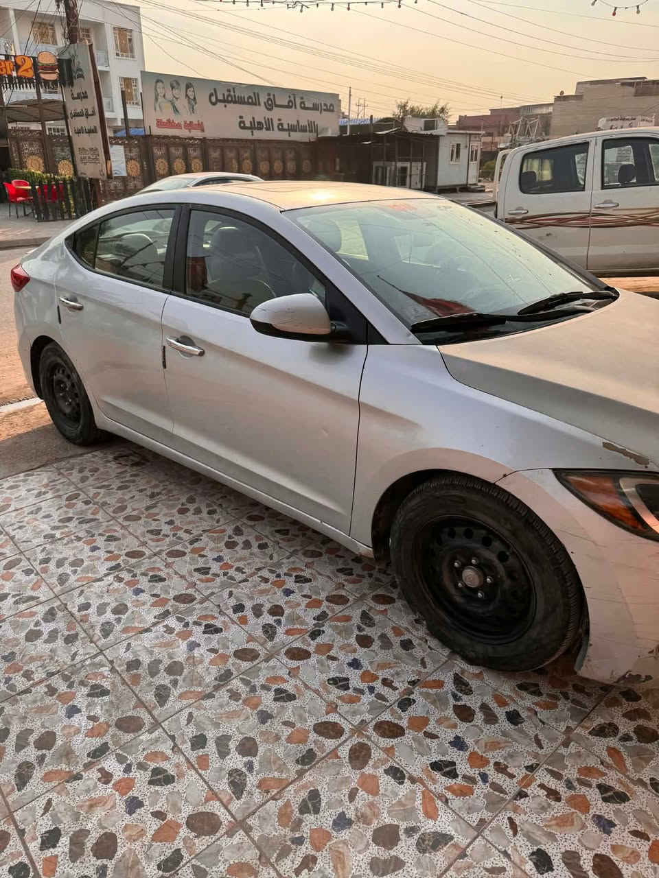 النترا 2018وارد أمريكي 
تبريد شغال وكامرات
بيها تبخير وماتنقص الحمدلله 
وباسمي مكانها بغداد السعر 110$ وبيها مجال 
التواصل مع ***********
