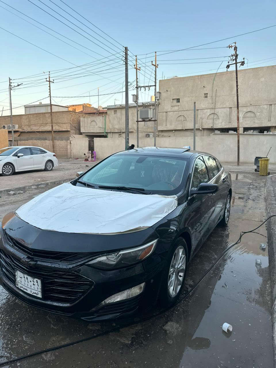 سلام عليكم 
ماليبو 2022 LT2 فول بانوراما رقم بصرة معوقين باسم بنية
السيارة حادث امريكا فقط الباب مال العبري وهنا بالعراق صار بيها حادث فقط الدعامية والبنيد مبدل يحتاجله صبغ والسونار مالتها موجود بالمنشور
السيارة ماشية 76 الف كيلو مو ميل فقط
السيارة عليها ادامة كاملة بلكات نوزلات عبوة فيتبم السيارة ناعمة وحلوه وجديدة 
مواصفاتها معروفة داخل نظيف وغرفة نظيفة 
حدادية جديدة
السعر 123 وبيها مجال بسيط للشراي او مراوس حسب القناعة مكان السيارة بصرة 
***********
