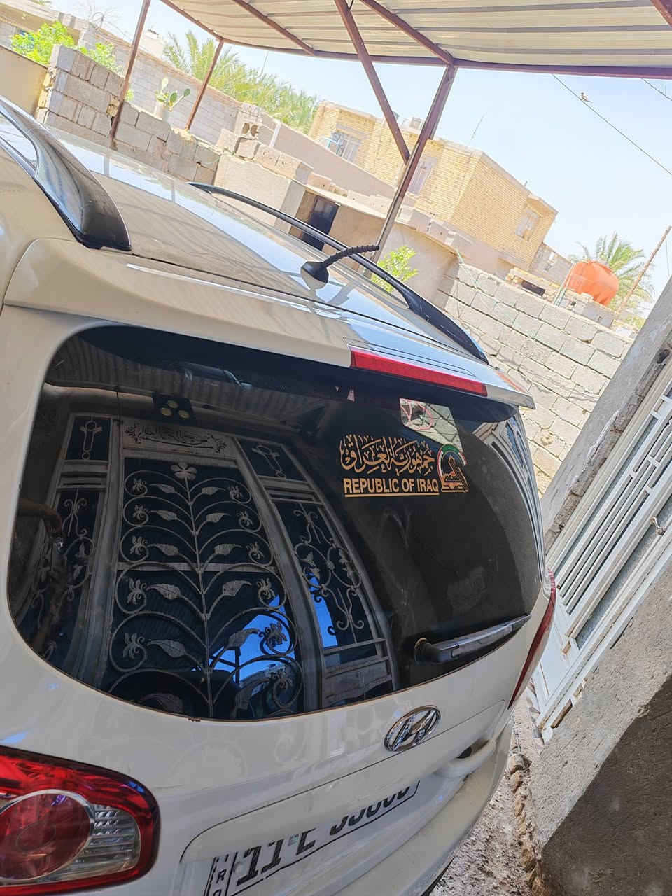 خليجي 12
محرك 6 كير محرك مكفول 
بيها قبق جنطه مبدل وصبغ جاملق الخلفي 
مكان سياره واسط ***********
