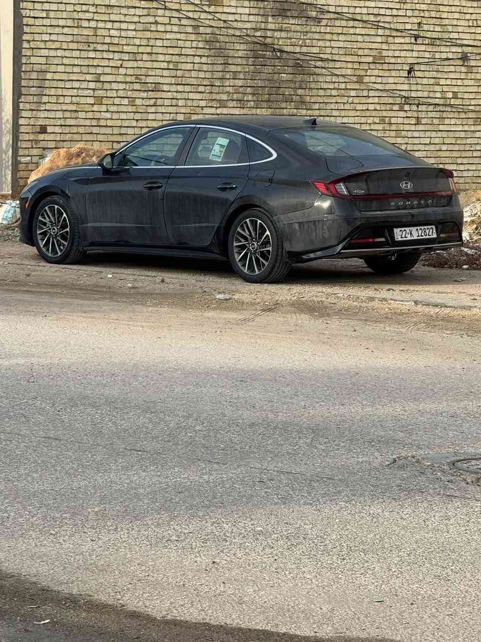 السلام عليكم 
سوناتا 2021 بيها حادث امريكا موضح بلصوره 
وبلعراق بيها شخط من جوه بلبيبان ومصبوغ الشخط من الجوه يعني مو البيبان كلهن ودوار الجاملغات بس الادوار 
حادث امريكا بس جاملغ وجنطه كلير 
نص فول السياره 
جاهزه من كلشي 
سياره جديده ماشيه 30ml
موجوده بلنجف رقم اربيل 
بيع او مراوس 
سعرها 150 وبيها مجال 
رقم التلفون ***********
