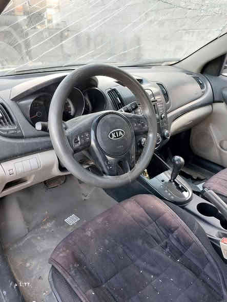 للبيع فورتي 2010 رقم بغداد انكليزي تعرضت الحادث ابيع على حادثها مصفرة هيئة وغرامات *********** بغداد
