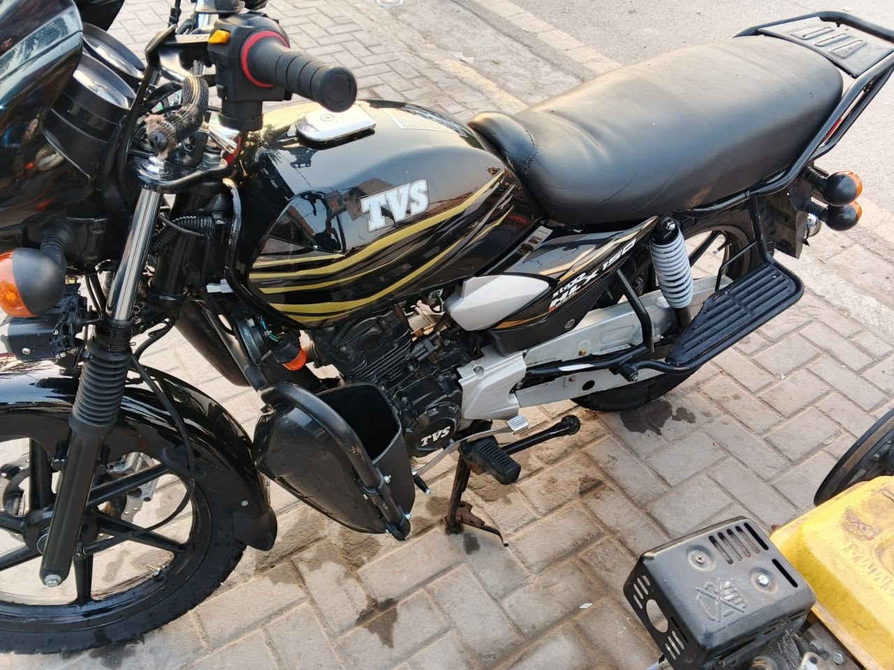 سلام عليكم
Tvs  للبيع
درجه مجفته وخير من الله
مرقم وتحويل ثاني يوم
سعر مليونين وبي مجال انشالله
***********
....
