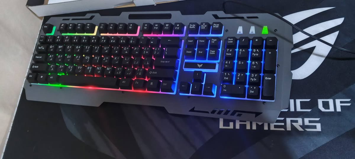 سلام عليكم
شوية حبشكلات للبيع
ماوس كيمنك مستعمل ( 5,000 دينار )
كيبورد كيمنك جديد غير مستعمل ( 10,000 دينار )
ماوس باد اوبن بوكس ( 5,000 دينار ) 
قاعدة تبريد لابتوب 4 مراوح ( 10,000 دينار )
قاعدة تبريد لابتوب مروحة واحد ( 5,000 دينار )
توصيل بغداد 5,000 ، محافظات 6,000 
اي قطعة تريدها راسلني و تدلل


**إذا كنت صاحب هذا الإعلان وتريد حذفه لأي سبب، رجاءا أرسل رسالة إلى الدعم الفني**